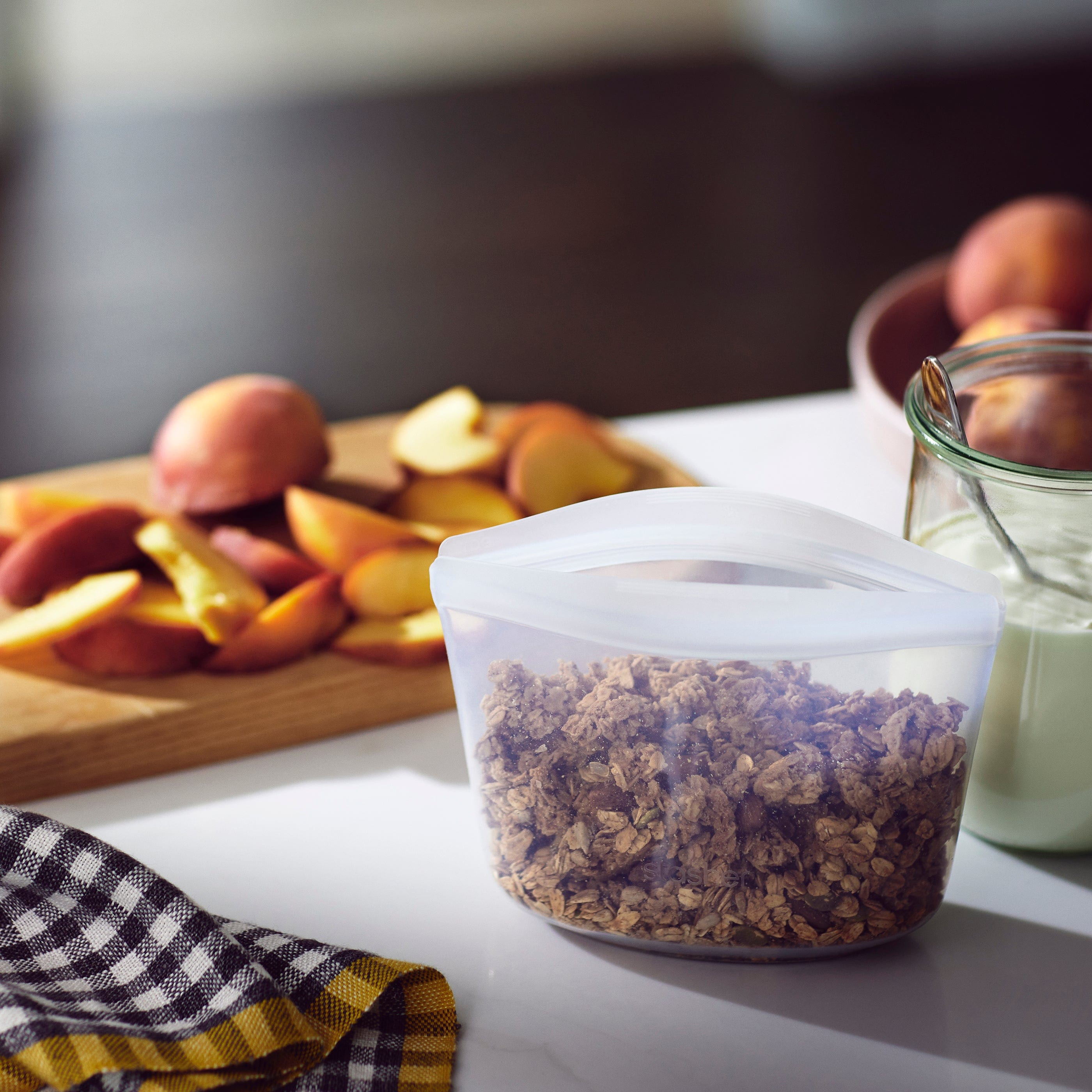 4-Cup Bowl Kitchen Accessory