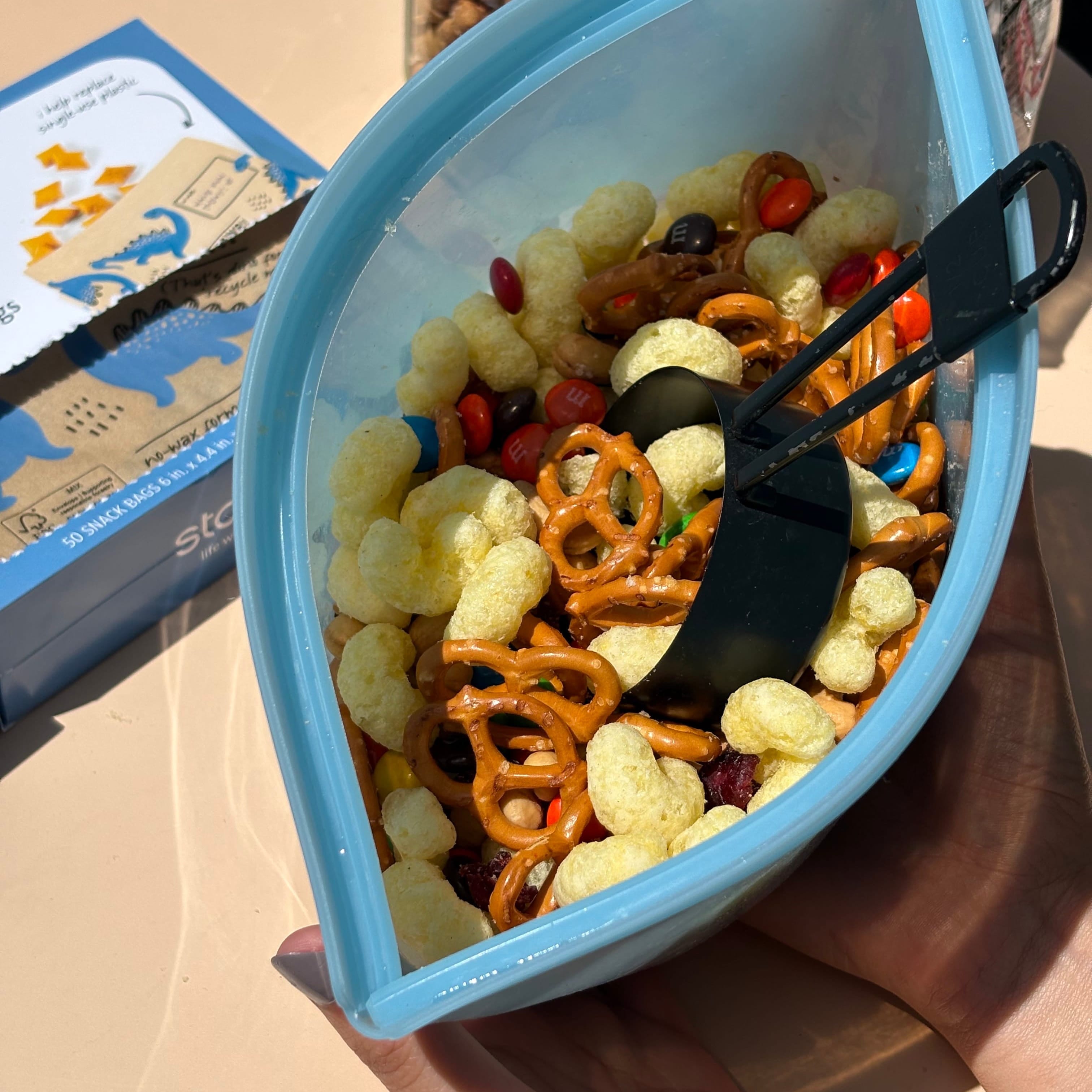 8-Cup Bowl Kitchen Accessory